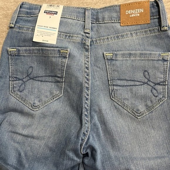 NWT Levi’s Denizen High-RIse Super Skinny Stretchy Jeans - Picture 6 of 8